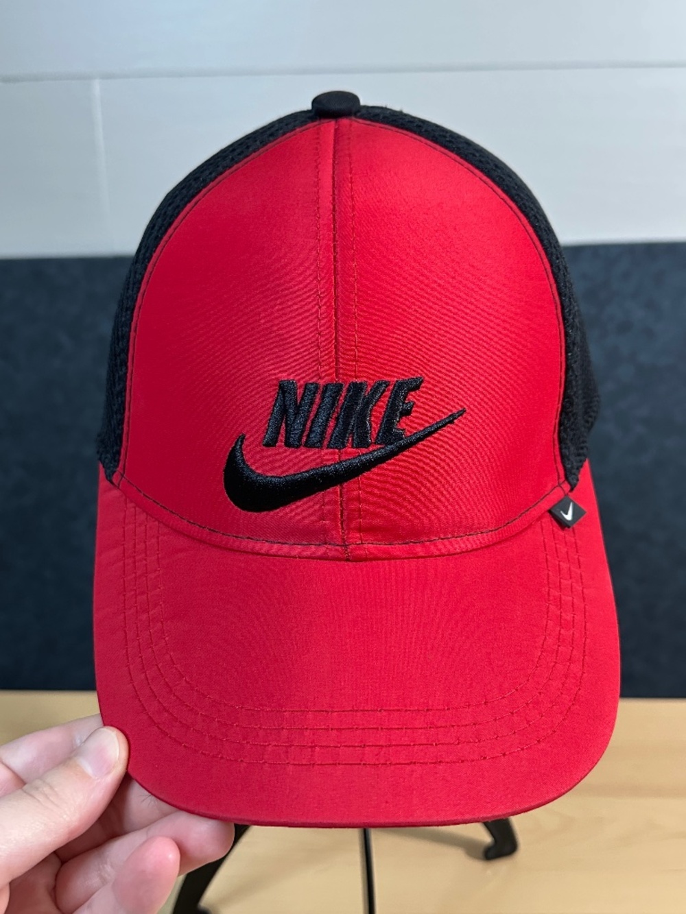 Nike FlexFit Red and Black Baseball Hat Cap Size S/M